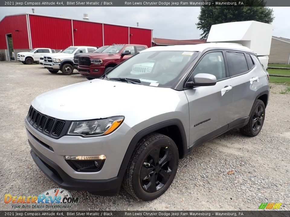 Front 3/4 View of 2021 Jeep Compass Altitude 4x4 Photo #1