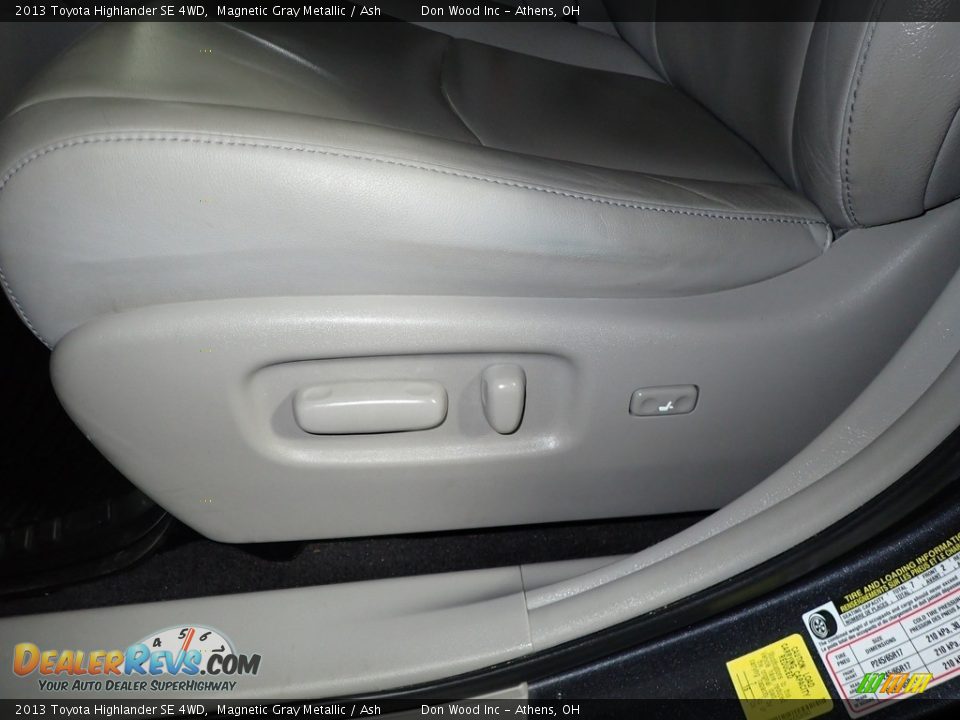 2013 Toyota Highlander SE 4WD Magnetic Gray Metallic / Ash Photo #19