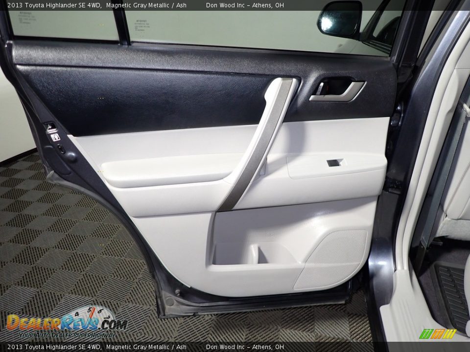2013 Toyota Highlander SE 4WD Magnetic Gray Metallic / Ash Photo #21