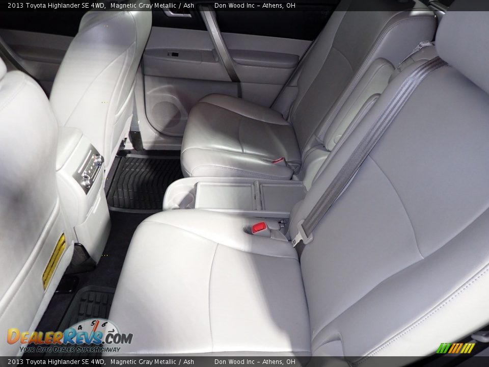 2013 Toyota Highlander SE 4WD Magnetic Gray Metallic / Ash Photo #22