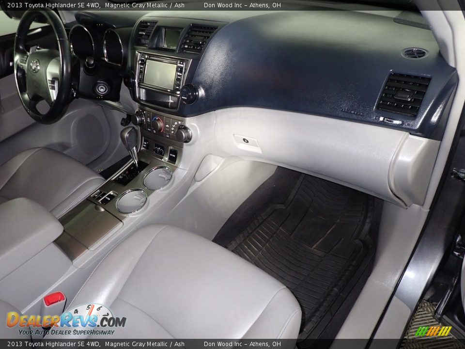 2013 Toyota Highlander SE 4WD Magnetic Gray Metallic / Ash Photo #27