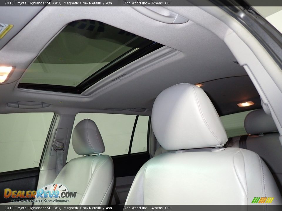 2013 Toyota Highlander SE 4WD Magnetic Gray Metallic / Ash Photo #32