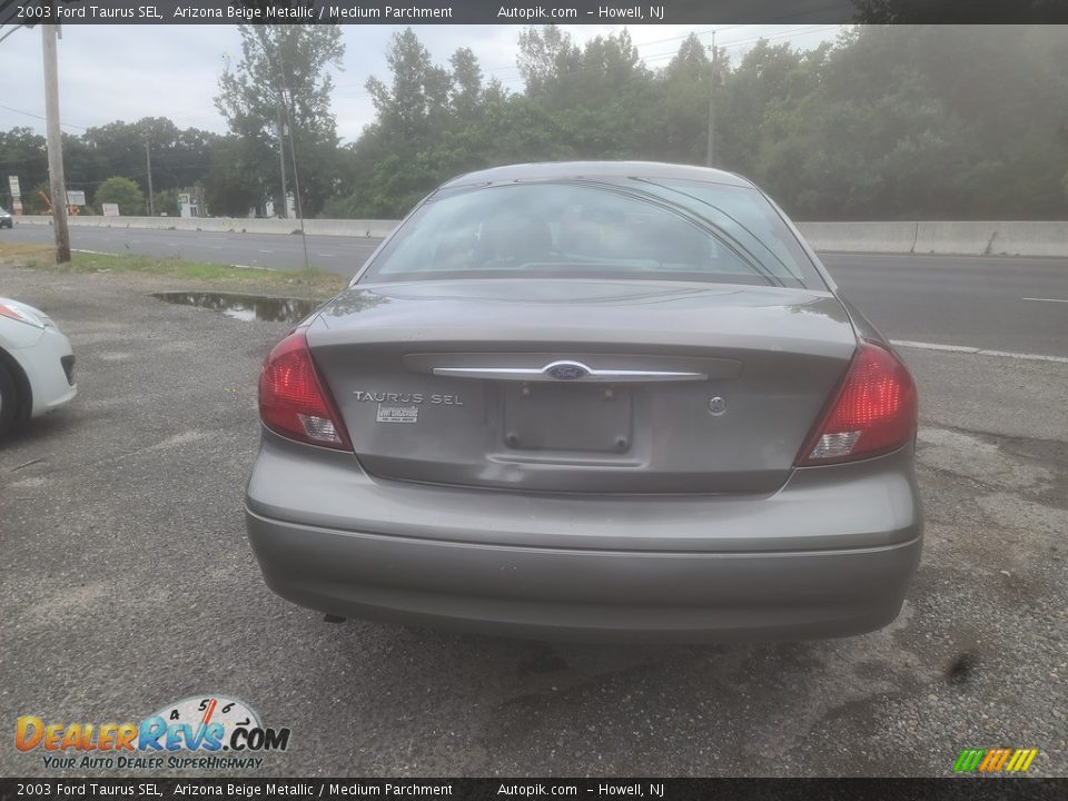 2003 Ford Taurus SEL Arizona Beige Metallic / Medium Parchment Photo #4