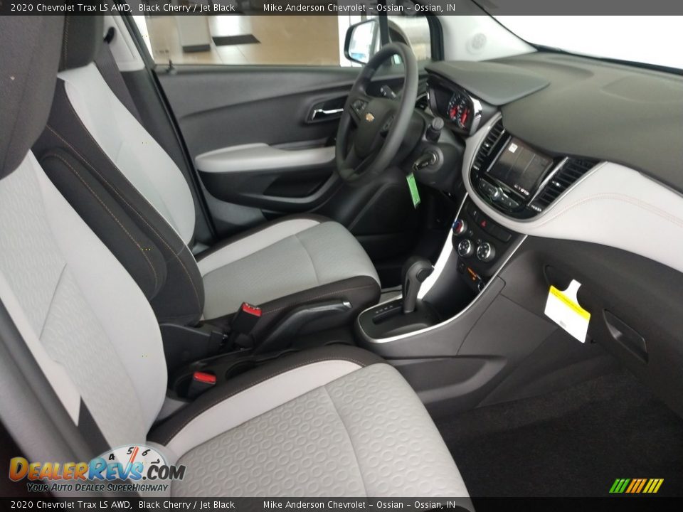 2020 Chevrolet Trax LS AWD Black Cherry / Jet Black Photo #18