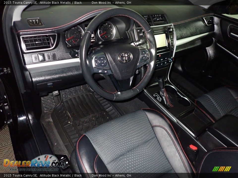 2015 Toyota Camry SE Attitude Black Metallic / Black Photo #18
