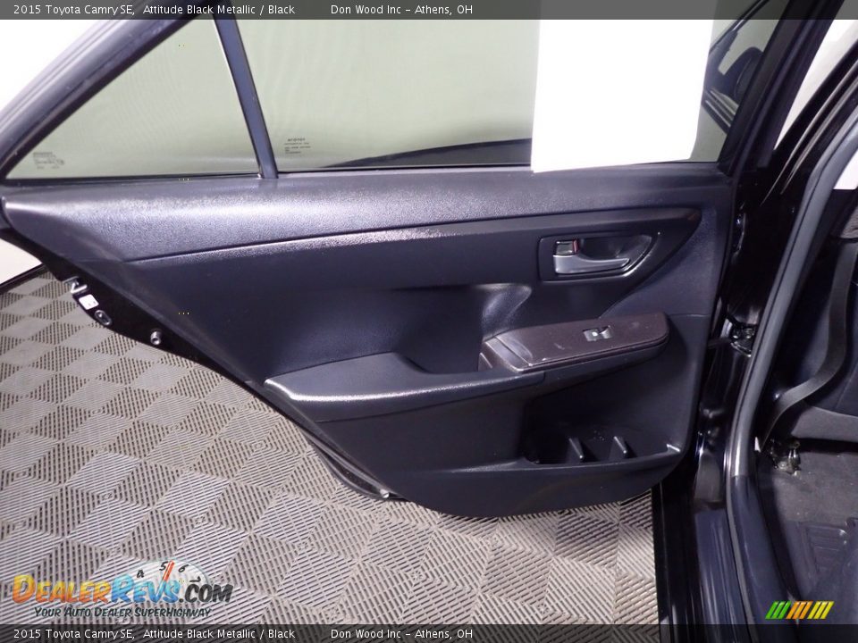 2015 Toyota Camry SE Attitude Black Metallic / Black Photo #20