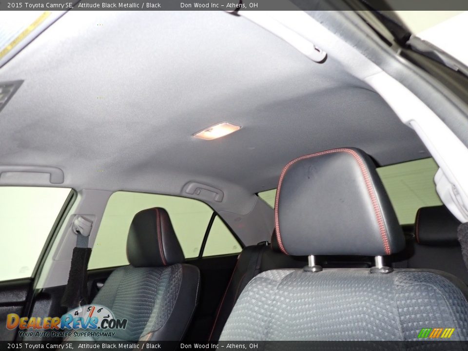 2015 Toyota Camry SE Attitude Black Metallic / Black Photo #31