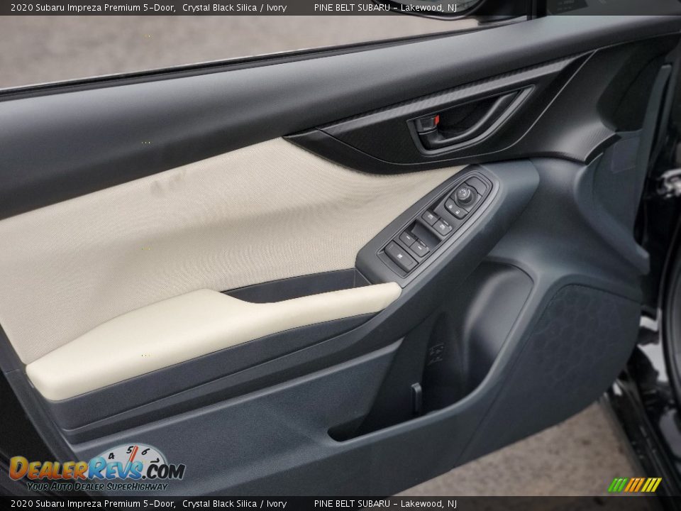 2020 Subaru Impreza Premium 5-Door Crystal Black Silica / Ivory Photo #13