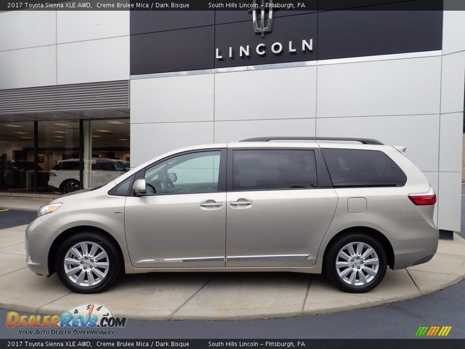 2017 Toyota Sienna XLE AWD Creme Brulee Mica / Dark Bisque Photo #2