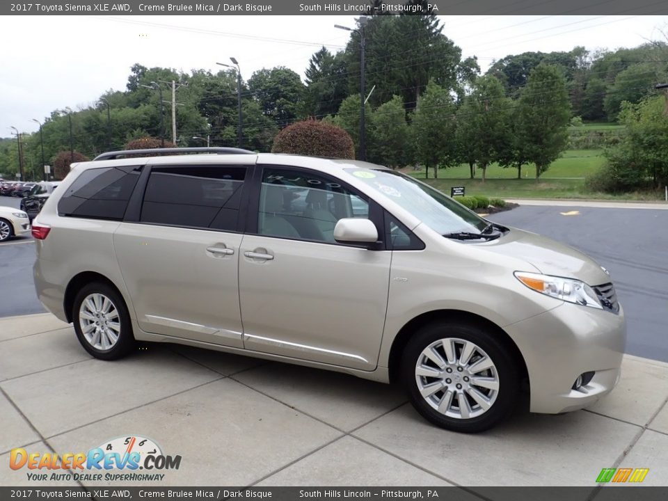 2017 Toyota Sienna XLE AWD Creme Brulee Mica / Dark Bisque Photo #7