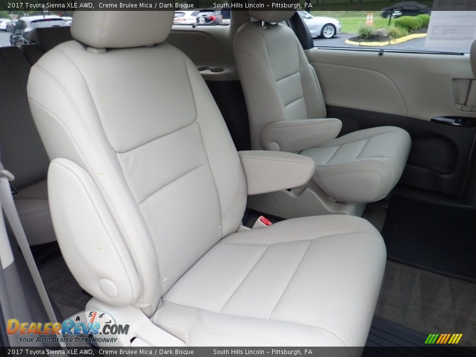 2017 Toyota Sienna XLE AWD Creme Brulee Mica / Dark Bisque Photo #14