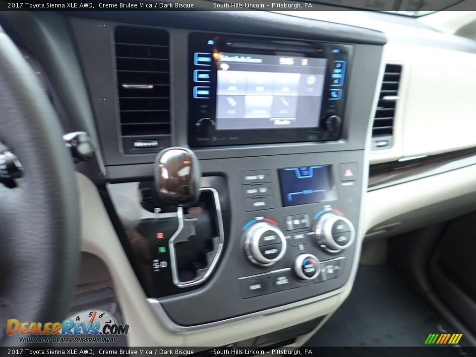 2017 Toyota Sienna XLE AWD Creme Brulee Mica / Dark Bisque Photo #22