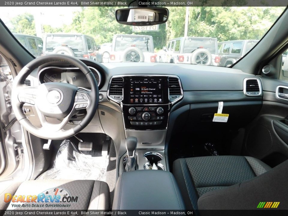 2020 Jeep Grand Cherokee Laredo E 4x4 Billet Silver Metallic / Black Photo #9