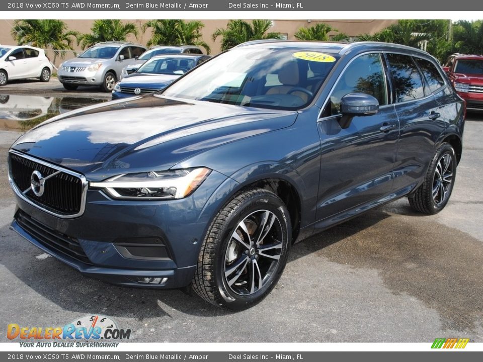 2018 Volvo XC60 T5 AWD Momentum Denim Blue Metallic / Amber Photo #4