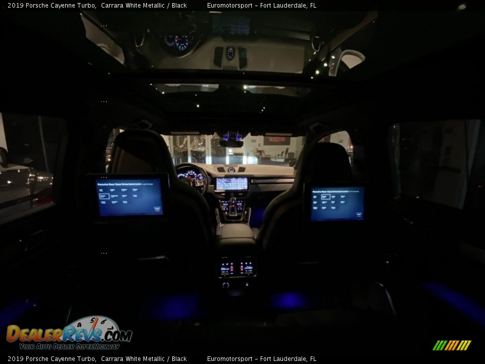 2019 Porsche Cayenne Turbo Carrara White Metallic / Black Photo #5