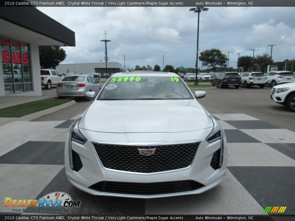 2019 Cadillac CT6 Platinum AWD Crystal White Tricoat / Very Light Cashmere/Maple Sugar Accents Photo #2