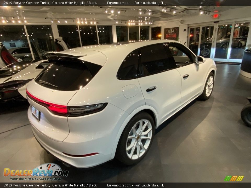 2019 Porsche Cayenne Turbo Carrara White Metallic / Black Photo #13