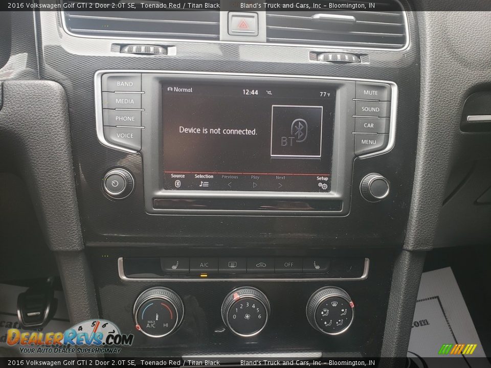 2016 Volkswagen Golf GTI 2 Door 2.0T SE Toenado Red / Titan Black Photo #17