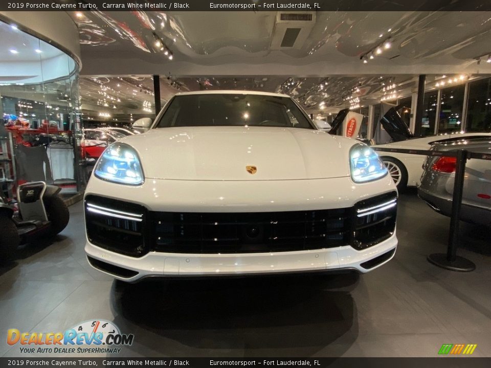 2019 Porsche Cayenne Turbo Carrara White Metallic / Black Photo #16