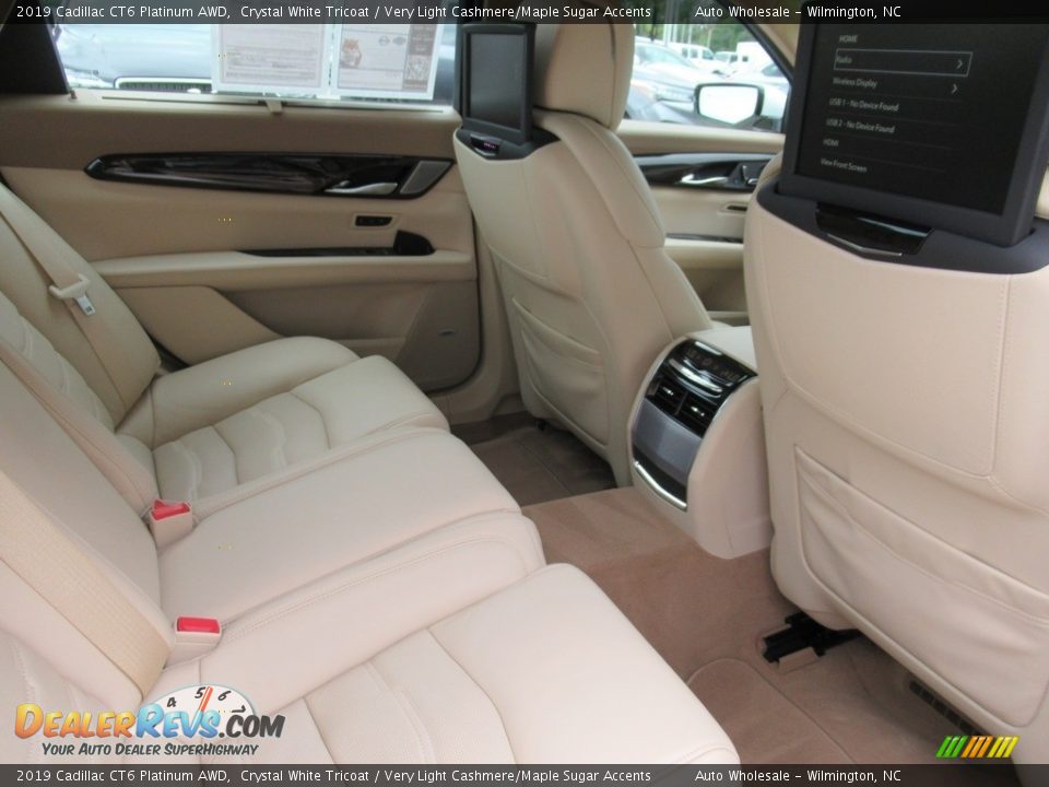 2019 Cadillac CT6 Platinum AWD Crystal White Tricoat / Very Light Cashmere/Maple Sugar Accents Photo #13