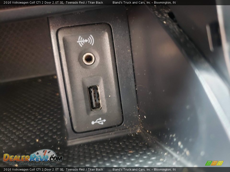 2016 Volkswagen Golf GTI 2 Door 2.0T SE Toenado Red / Titan Black Photo #25