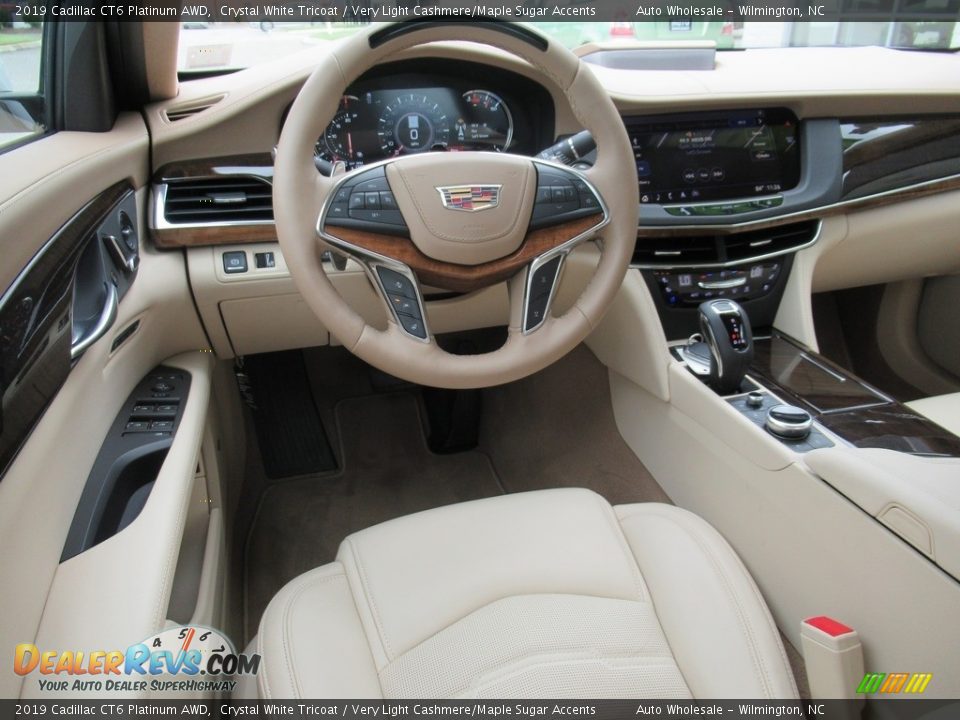 2019 Cadillac CT6 Platinum AWD Crystal White Tricoat / Very Light Cashmere/Maple Sugar Accents Photo #15
