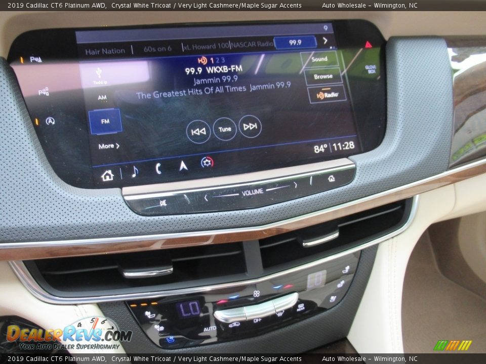 2019 Cadillac CT6 Platinum AWD Crystal White Tricoat / Very Light Cashmere/Maple Sugar Accents Photo #18
