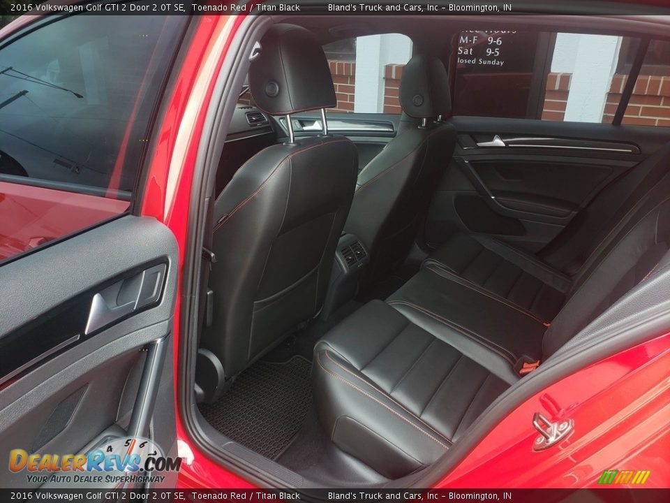 2016 Volkswagen Golf GTI 2 Door 2.0T SE Toenado Red / Titan Black Photo #31