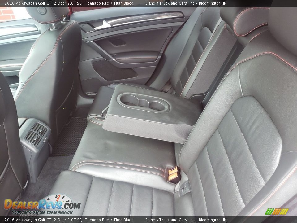 2016 Volkswagen Golf GTI 2 Door 2.0T SE Toenado Red / Titan Black Photo #33