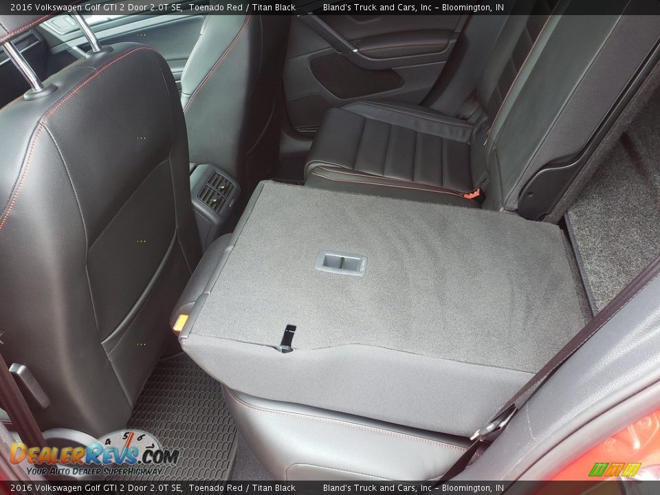 2016 Volkswagen Golf GTI 2 Door 2.0T SE Toenado Red / Titan Black Photo #34
