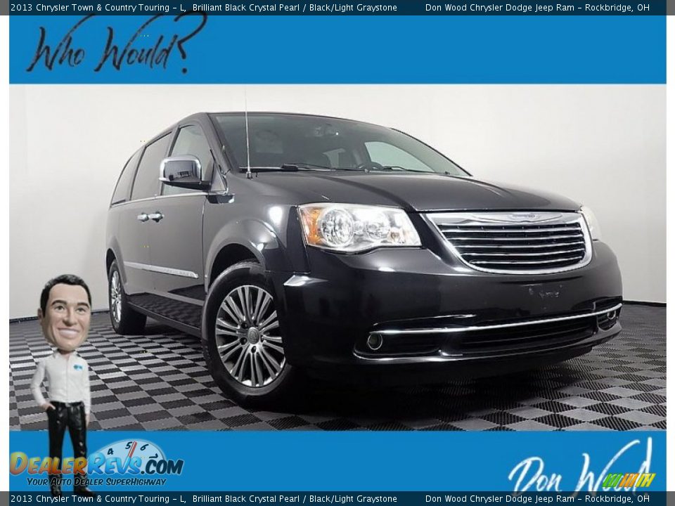 2013 Chrysler Town & Country Touring - L Brilliant Black Crystal Pearl / Black/Light Graystone Photo #1