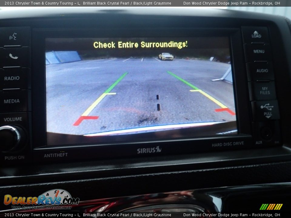 2013 Chrysler Town & Country Touring - L Brilliant Black Crystal Pearl / Black/Light Graystone Photo #4