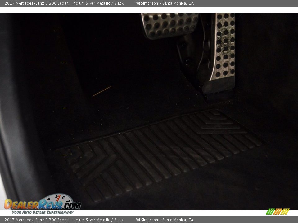 2017 Mercedes-Benz C 300 Sedan Iridium Silver Metallic / Black Photo #22