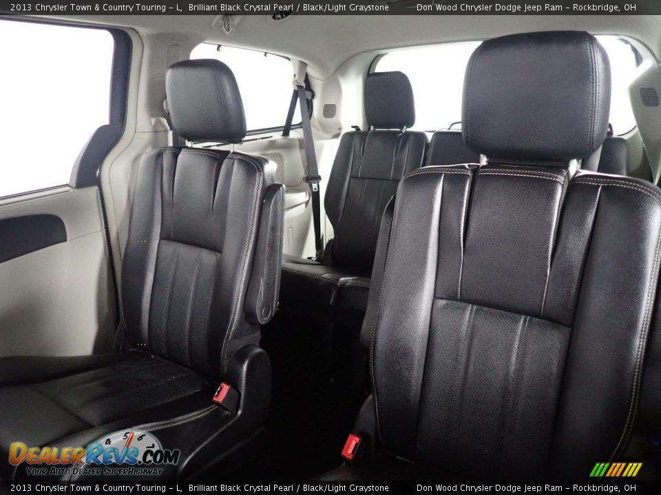 2013 Chrysler Town & Country Touring - L Brilliant Black Crystal Pearl / Black/Light Graystone Photo #36