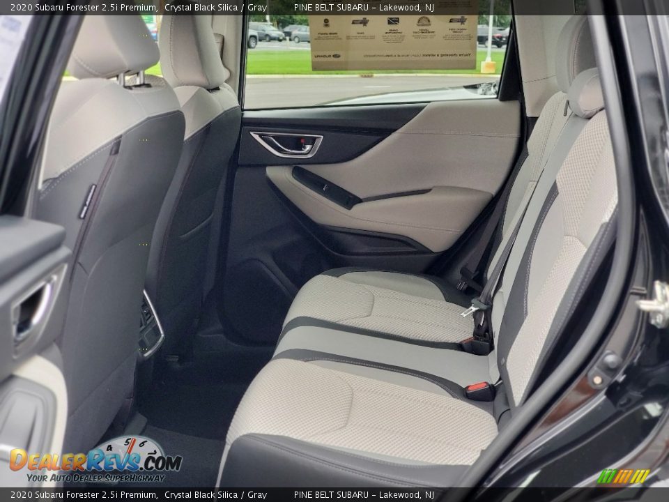 2020 Subaru Forester 2.5i Premium Crystal Black Silica / Gray Photo #7