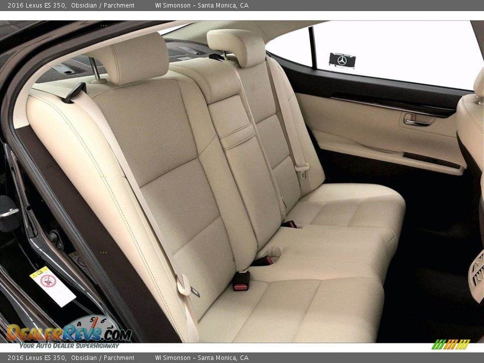 Rear Seat of 2016 Lexus ES 350 Photo #13