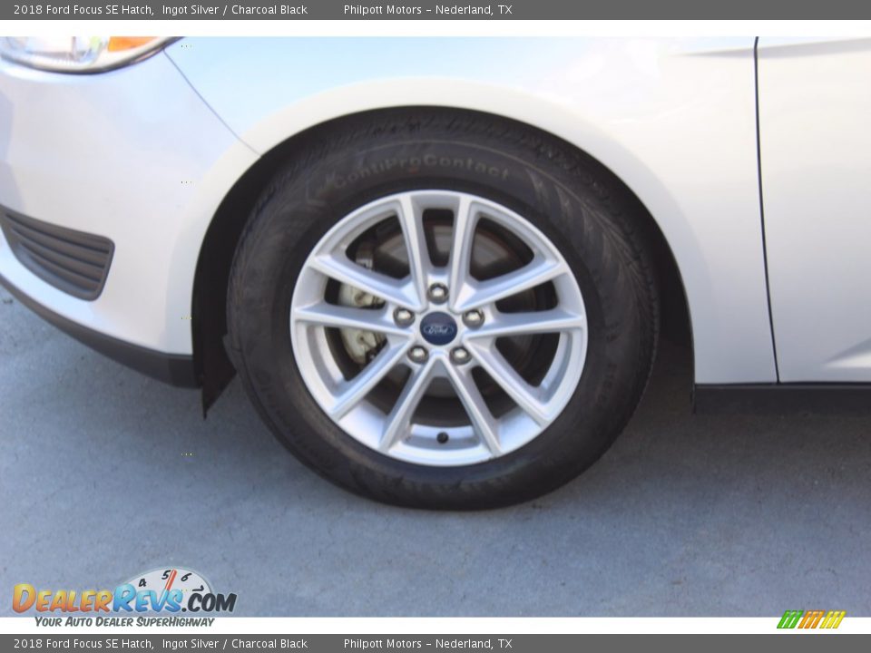 2018 Ford Focus SE Hatch Ingot Silver / Charcoal Black Photo #5