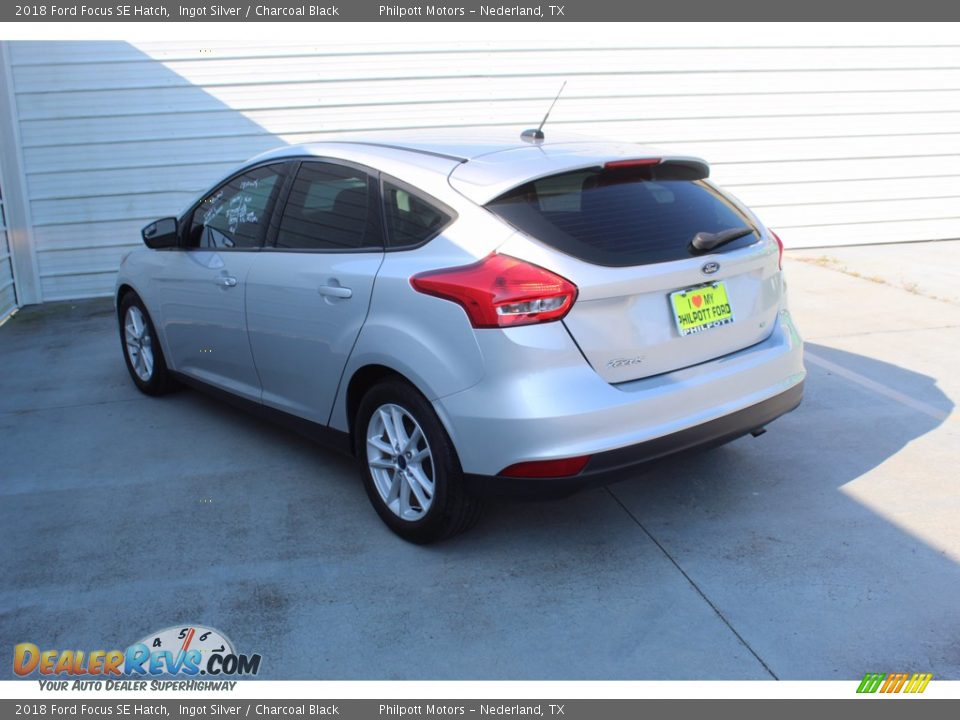 2018 Ford Focus SE Hatch Ingot Silver / Charcoal Black Photo #8