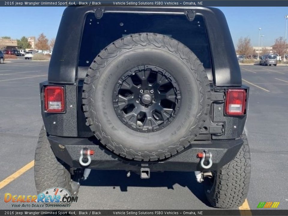 2016 Jeep Wrangler Unlimited Sport 4x4 Black / Black Photo #8