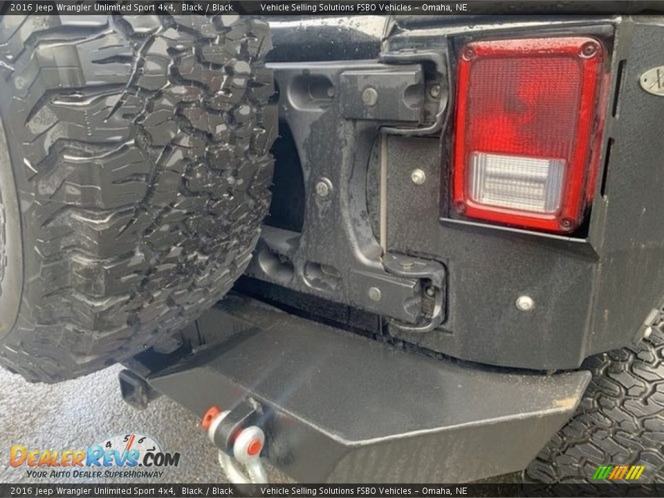 2016 Jeep Wrangler Unlimited Sport 4x4 Black / Black Photo #15