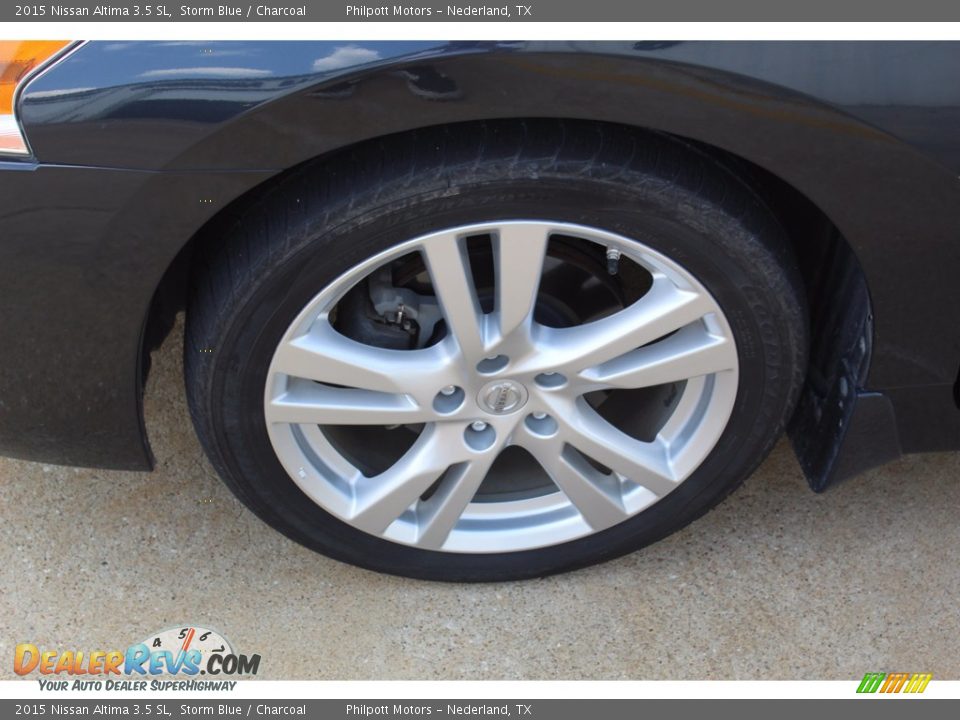 2015 Nissan Altima 3.5 SL Wheel Photo #5