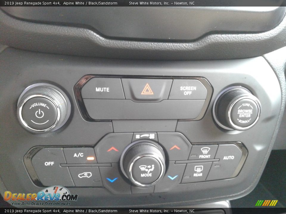 2019 Jeep Renegade Sport 4x4 Alpine White / Black/Sandstorm Photo #23
