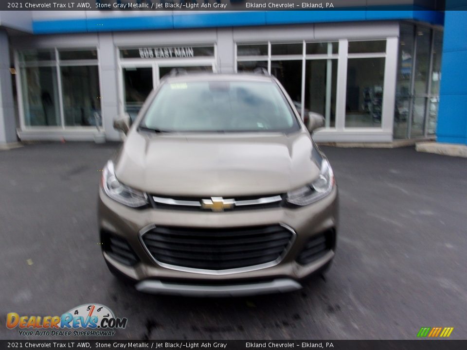 2021 Chevrolet Trax LT AWD Stone Gray Metallic / Jet Black/­Light Ash Gray Photo #2