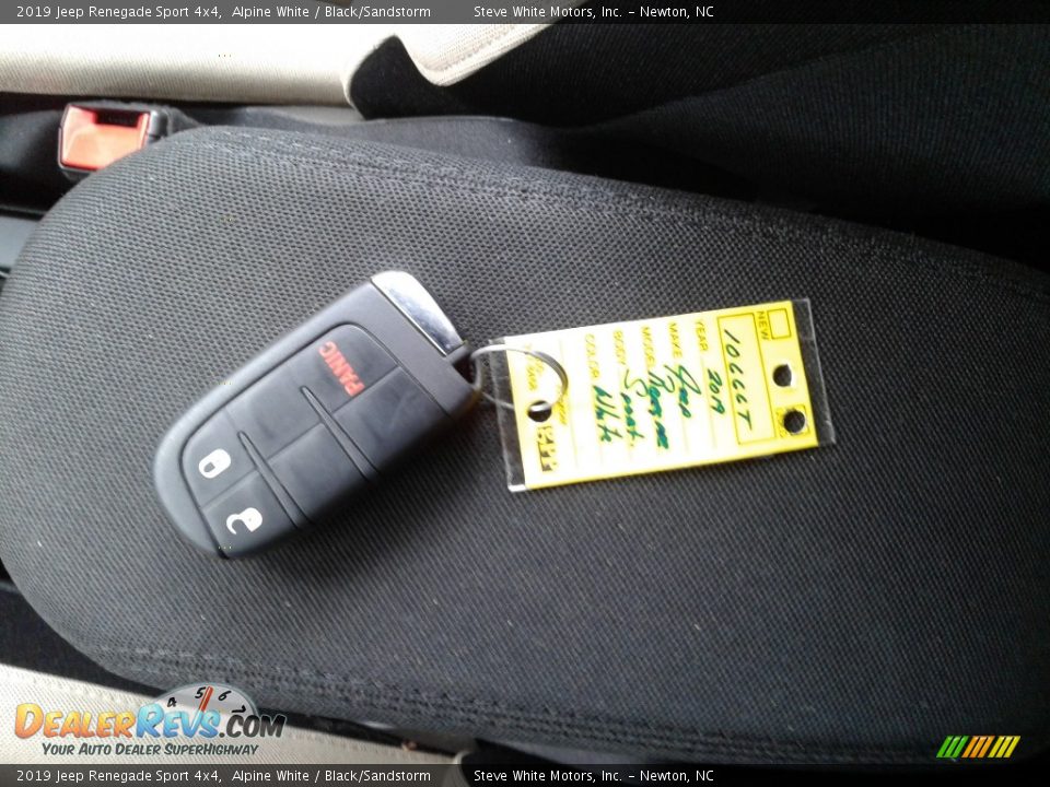 2019 Jeep Renegade Sport 4x4 Alpine White / Black/Sandstorm Photo #27