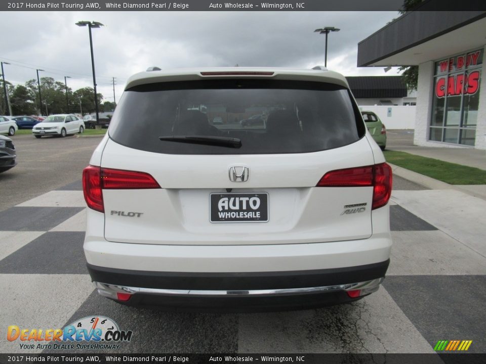 2017 Honda Pilot Touring AWD White Diamond Pearl / Beige Photo #4