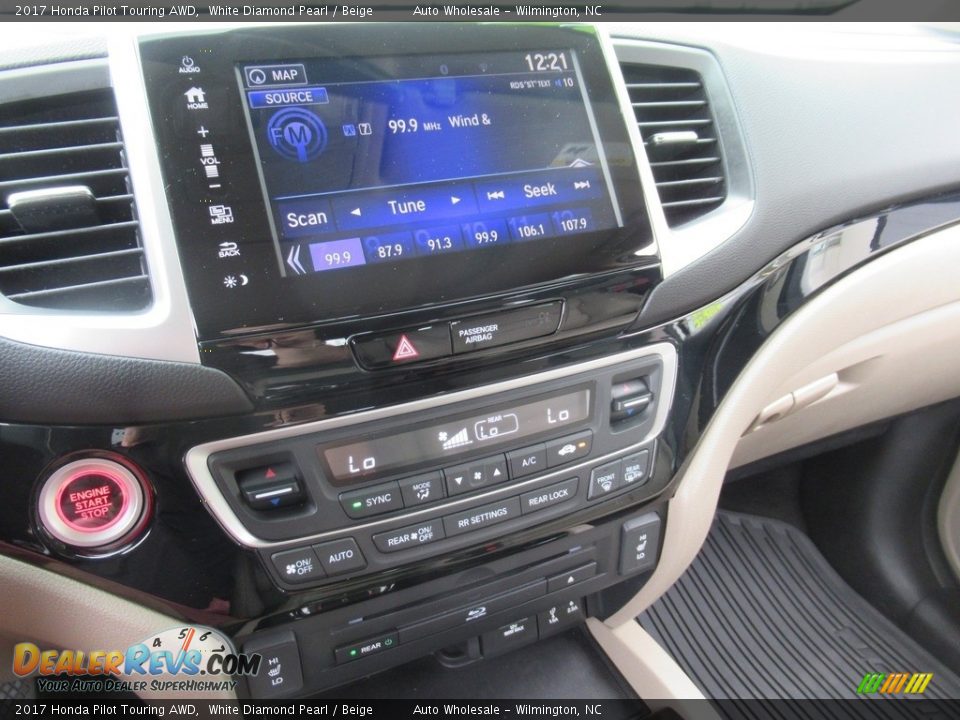 2017 Honda Pilot Touring AWD White Diamond Pearl / Beige Photo #17