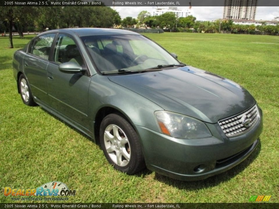 2005 Nissan Altima 2.5 S Mystic Emerald Green / Blond Photo #13