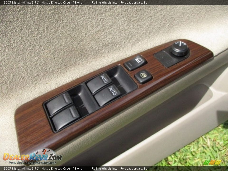 2005 Nissan Altima 2.5 S Mystic Emerald Green / Blond Photo #14