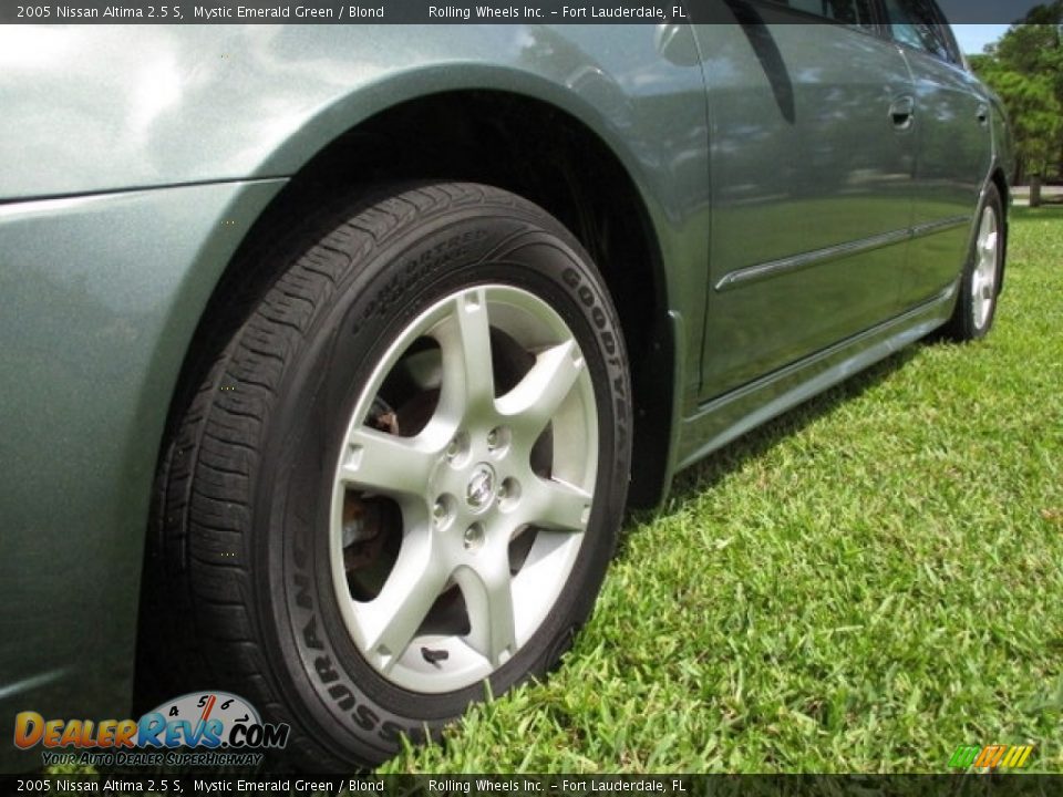 2005 Nissan Altima 2.5 S Mystic Emerald Green / Blond Photo #18