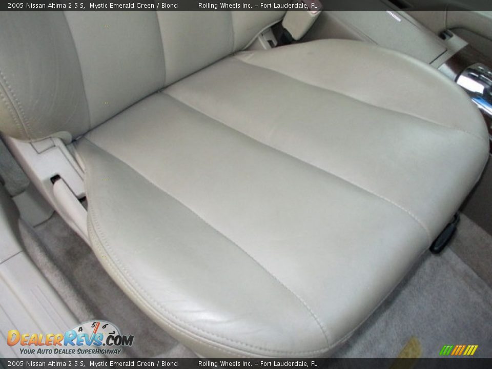 2005 Nissan Altima 2.5 S Mystic Emerald Green / Blond Photo #34